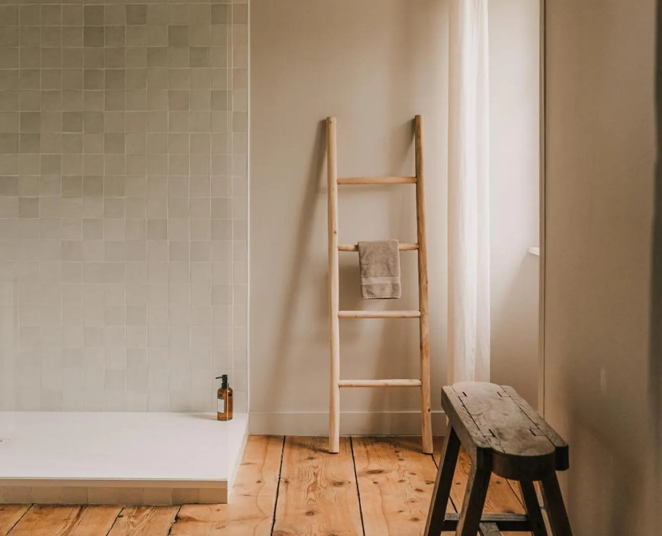 Maison D'Hotes Et Gite De Charme Avec Piscine, La Lhuiseraie France